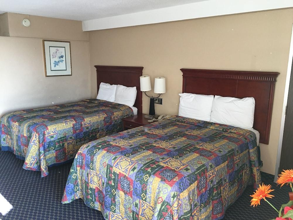 Travel Inn Petersburg Ngoại thất bức ảnh