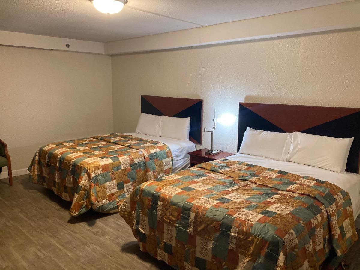 Travel Inn Petersburg Ngoại thất bức ảnh